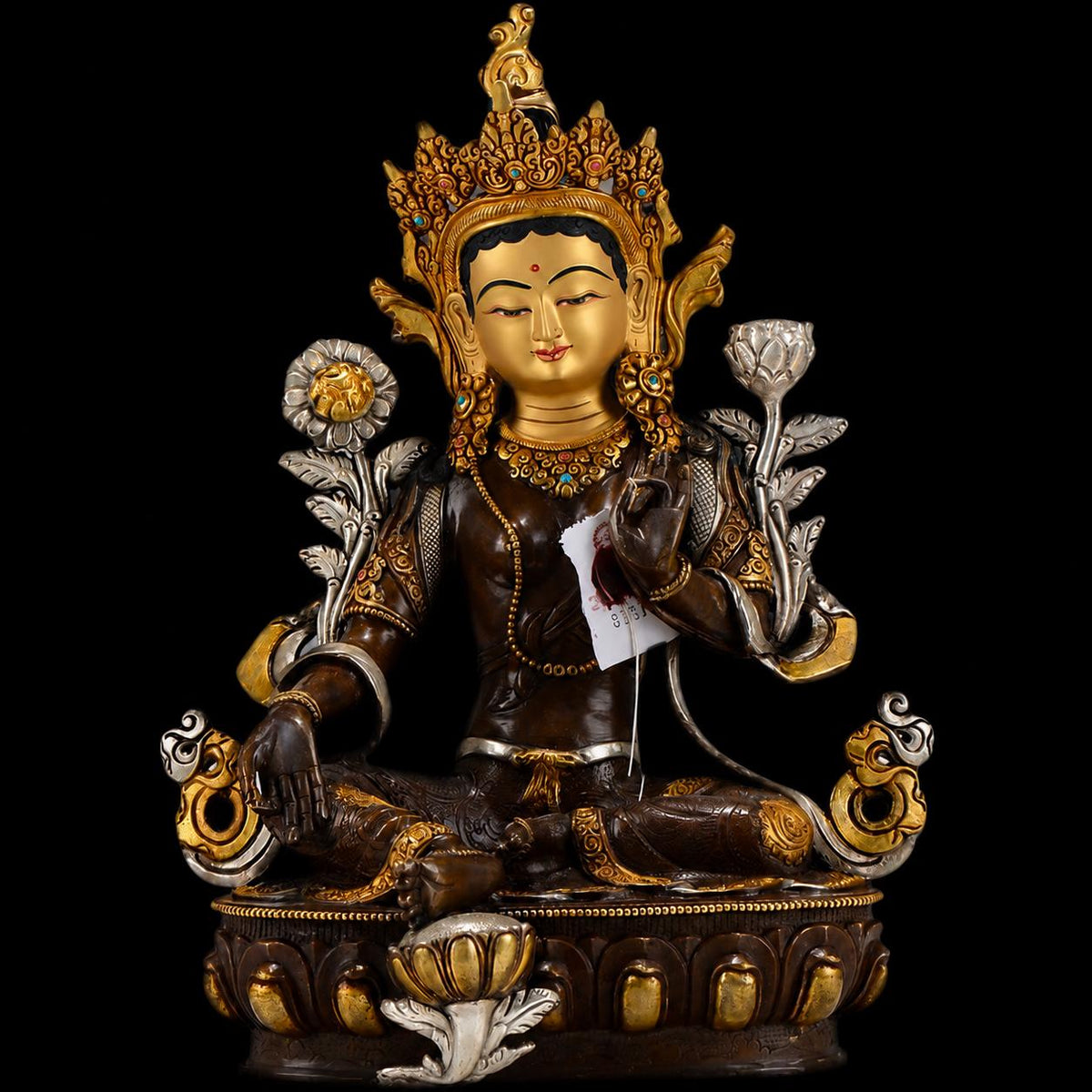 Why Does Buddhism Say “The Mind Is the World”? Understanding the Relationship Between Inner Mind and Reality