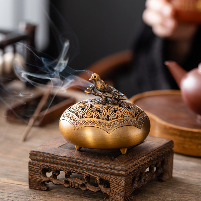 Classical three-legged incense burner household sandalwood plate incense burner indoor agarwood burner home incense box incense road zen ornament