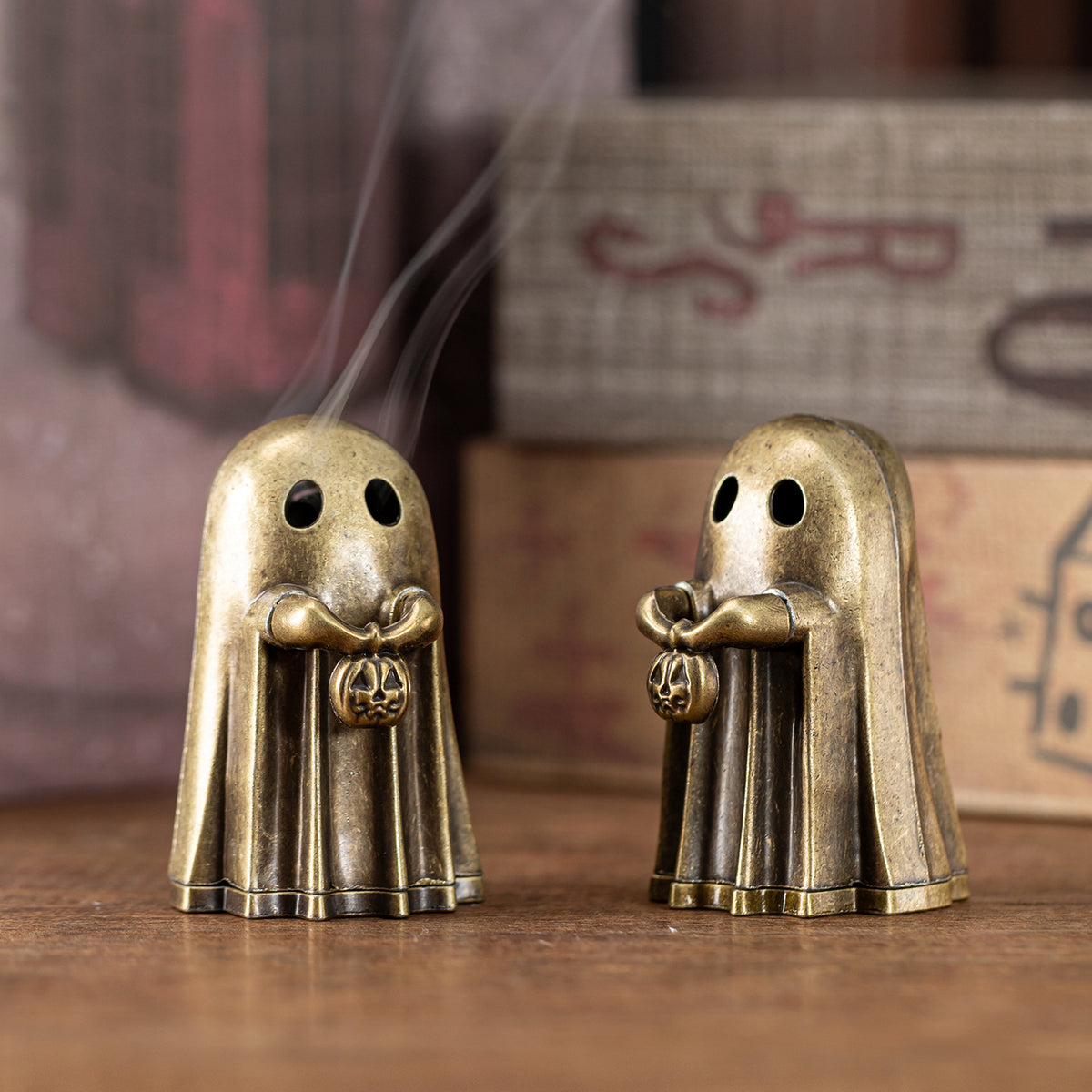 Cross-border explosion ghost small incense burner small auspicious cloud sandalwood aromatherapy stove plate incense burner household indoor small incense burner ornament