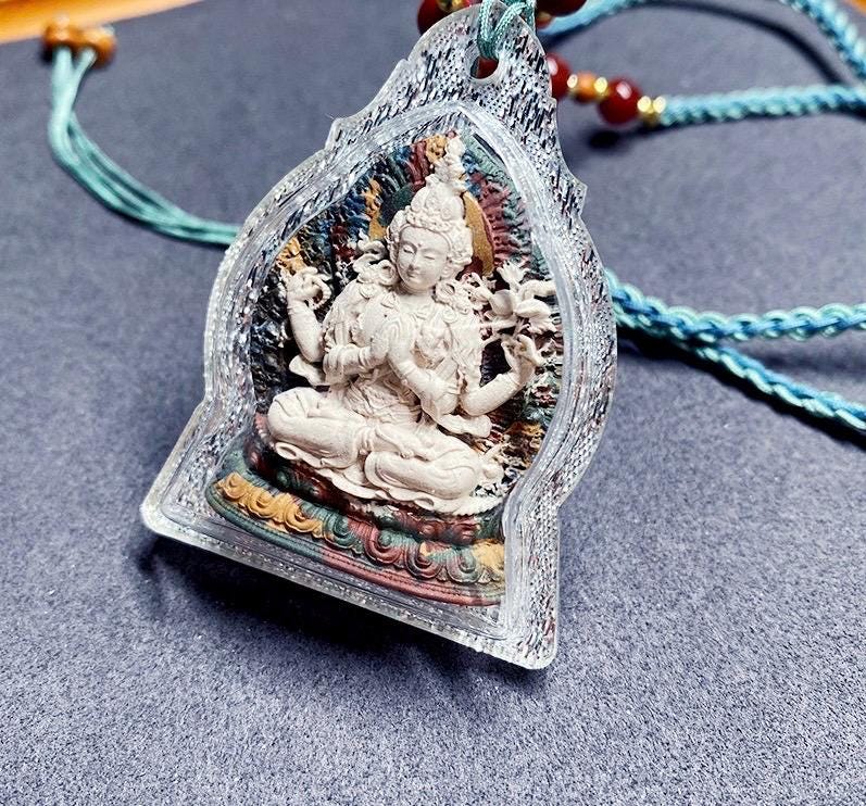 Four-Arm Guanyin Multi-Color Tsa Tsa Pendant Tibetan Gauri Box Necklace Buddhist Amulet Thangka Art Jewelry Spiritual Gift for Protection
