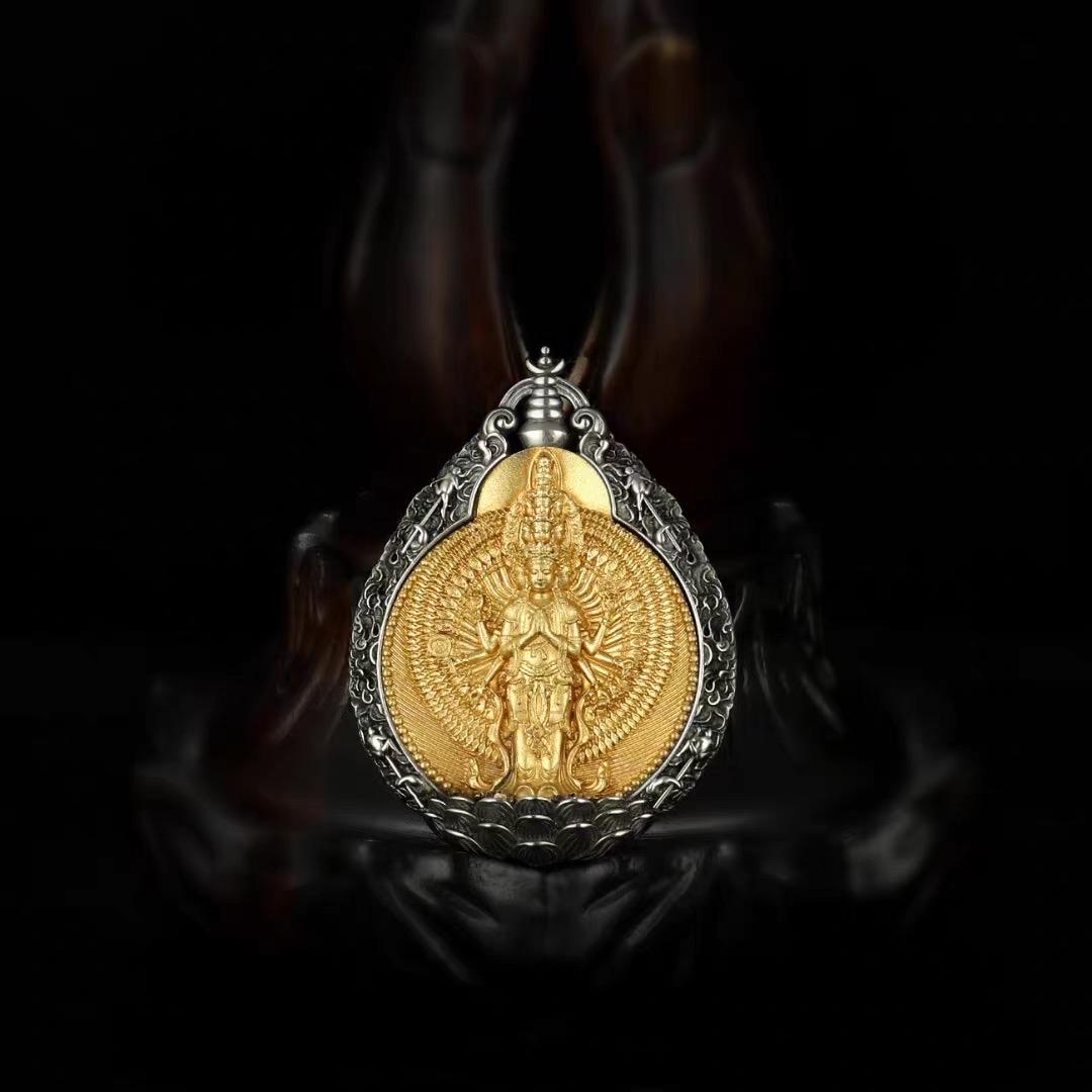 Thousand Armed Avalokiteshvara Pendant Necklace, Chenrezig Amulet, Om Mani Padme Hum Tibetan Buddhist Protection Jewelry
