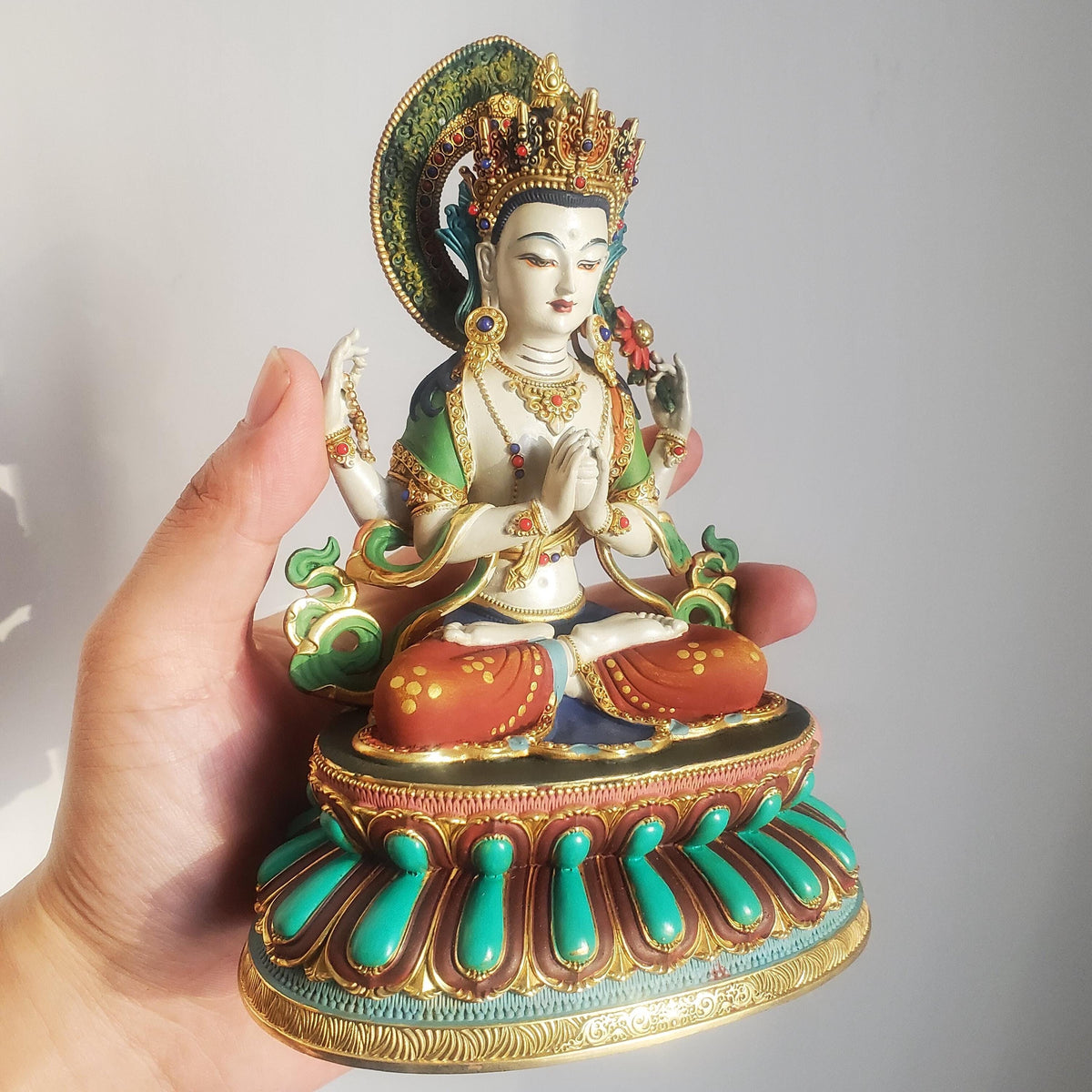 Gilded Copper Four Armed Avalokiteshvara Statue, Nepalese Buddha Figurine, Painted Chenrezig Bodhisattva Deity Altarpiece Home Decor Gift