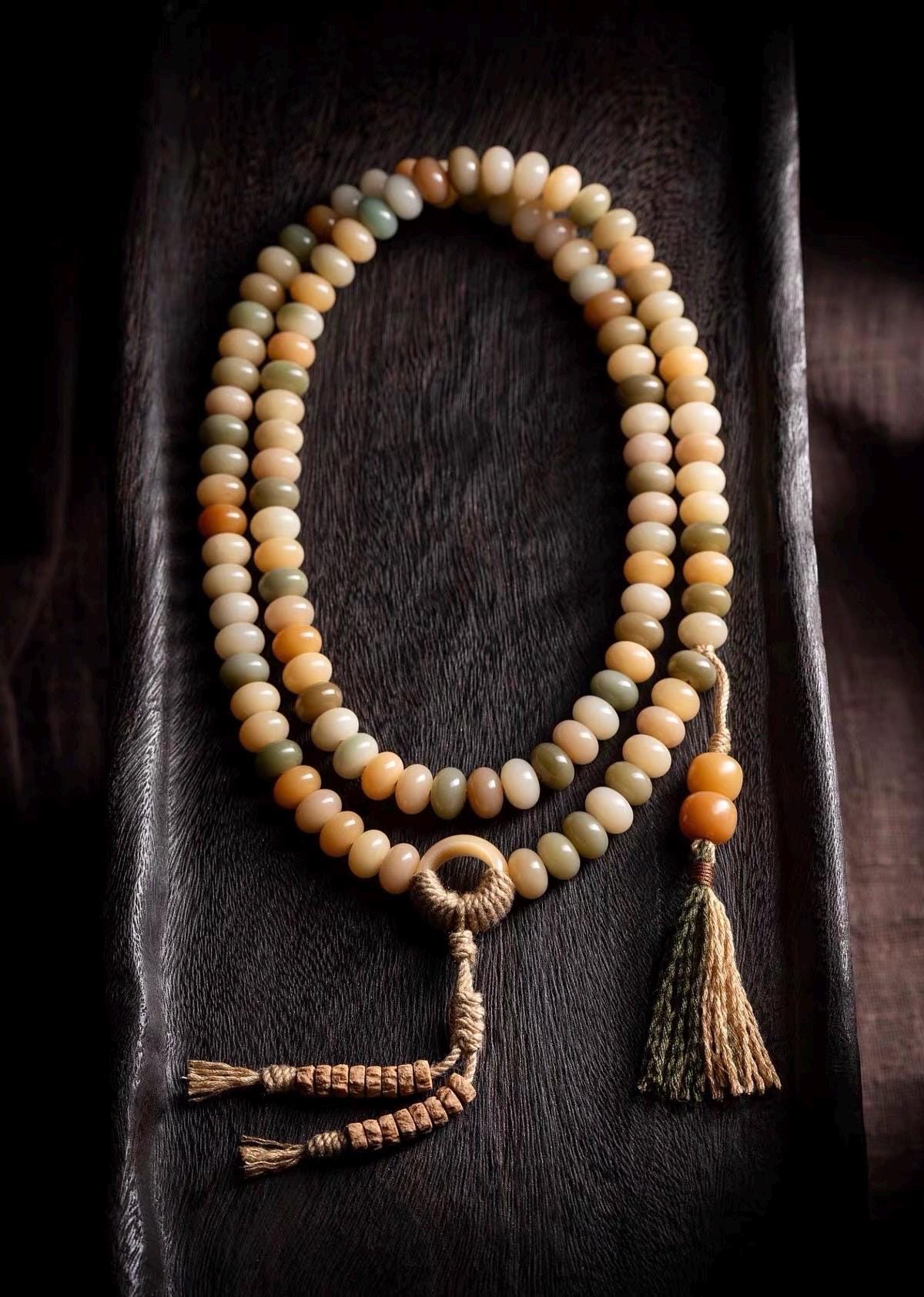 EverestArtStudios – Natural White Bodhi Root 108 Mala Beads | Tibetan Buddhist Prayer Necklace | Handcrafted Spiritual Mala