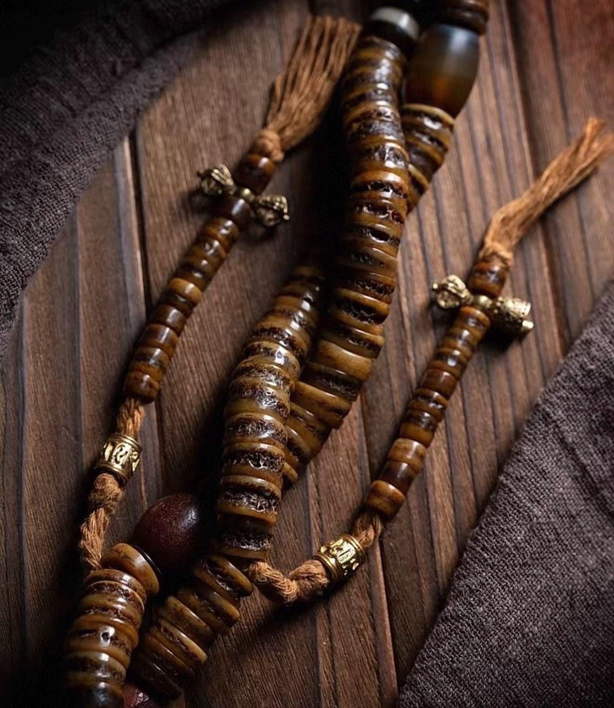 EverestArtStudios Vintage Tibetan Yak Bone Mala | 108 Bead Prayer Necklace | 0.47” (12mm) Handmade Buddhist Meditation