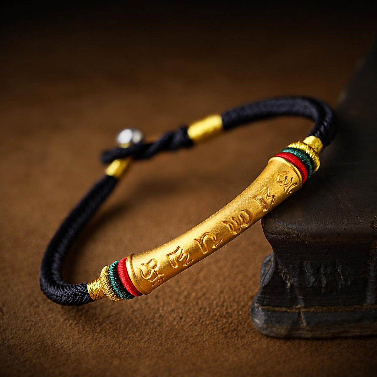 EverestArtStudios 1 gram 999 Fine Gold Six Syllable Mantra Cord Bracelet, Large 38 mm Tube, Red Black or Multicolour Buddhist Wrist Bracelet