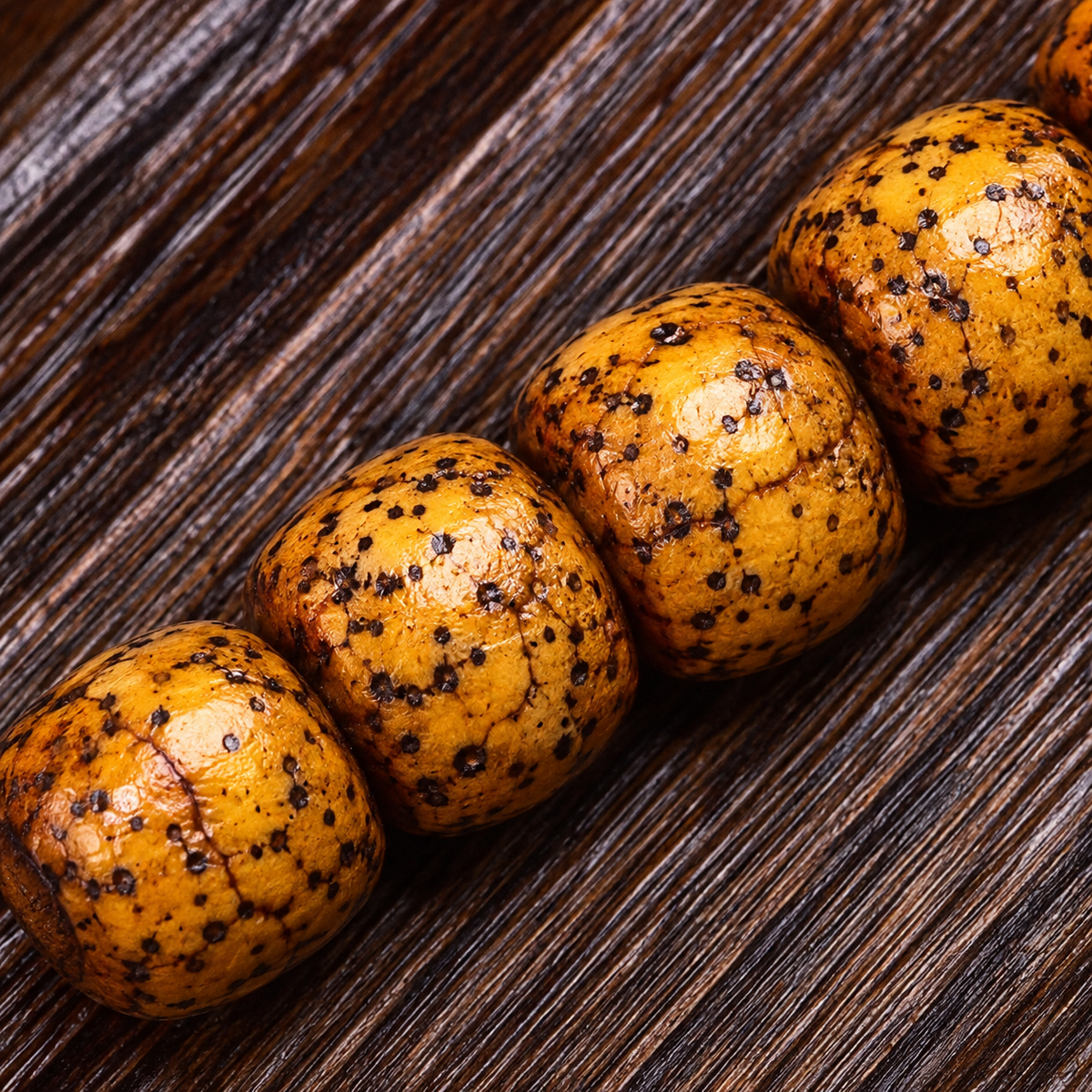 EverestArtstudios Natural Aged Crackled Hainan Xingyue Bodhi 108-Bead Mala — surface detail